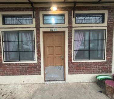 Hulu Langat Hotel | Yeob Village