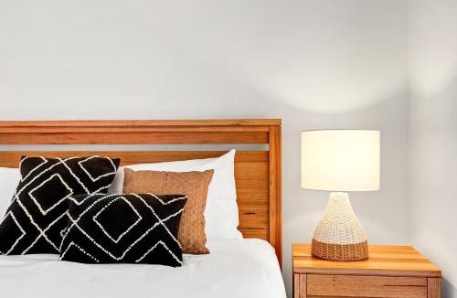 Yaroomba House | Yerranya, pet-friendly beach home w pool