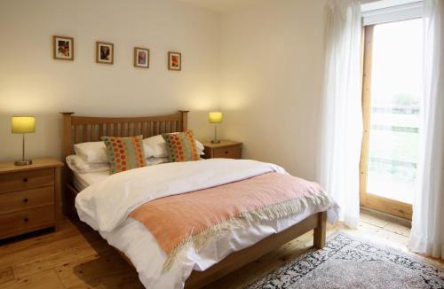 Usk House | Yew Tree Barn - Hw7737