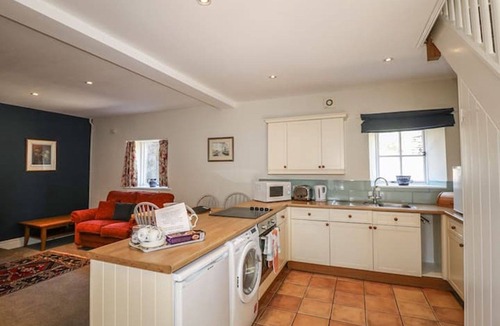 Alstonfield Apartment | Yew Tree Cottage - 2 bedroom (sleeps 4)