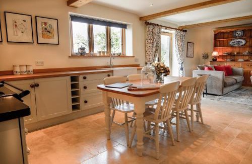 Shepton Mallet House | Yew Tree Cottage