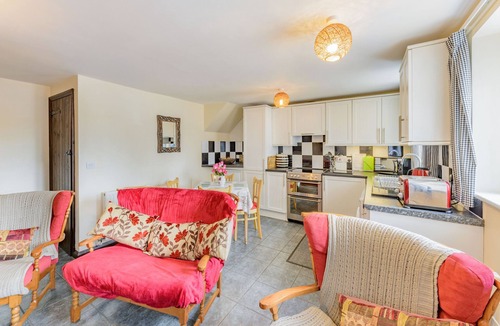 Welshpool Cottage | Yew Tree Cottage