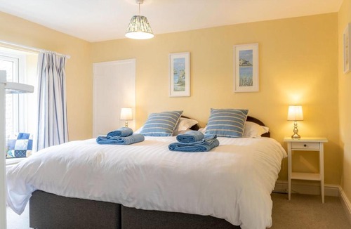 Langham House | Yew Tree Cottages No 9 - UK31485