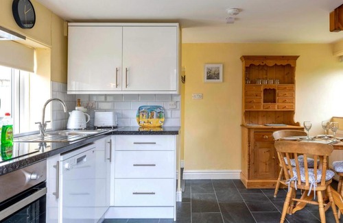 Langham House | Yew Tree Cottages No 9 - UK31485