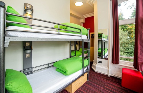 Castleton Hostel | YHA Castleton Losehill Hall - Hostel