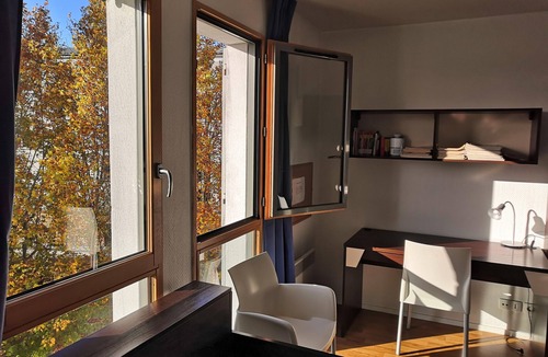 Rueil-Malmaison Apartment | Yifan's Sunny Studio 10 Minutes à La Défense