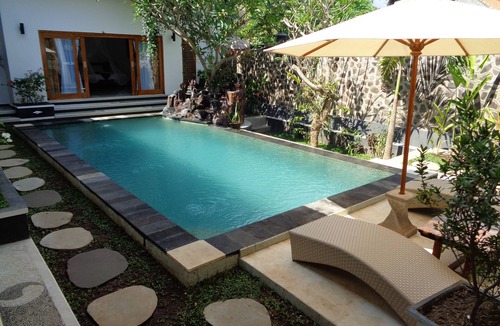 Anturan Villa | Yin Yang Private Pool Villa Lovina