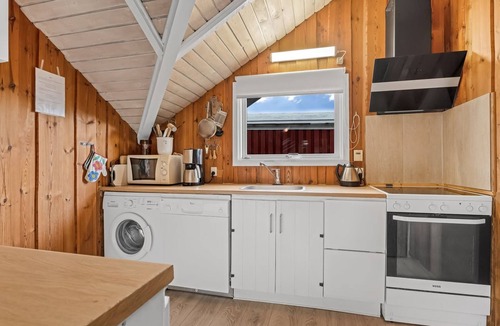 Dannemare House | "Ylvie" - 500m from the sea by Interhome