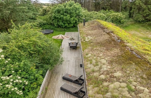 Grønhøj House | "Yngve" - 1.2km from the sea by Interhome