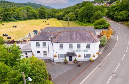 Margam House | Ynys Arms