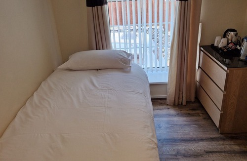 Ystradgynlais Hotel | Ynyscedwyn Arms