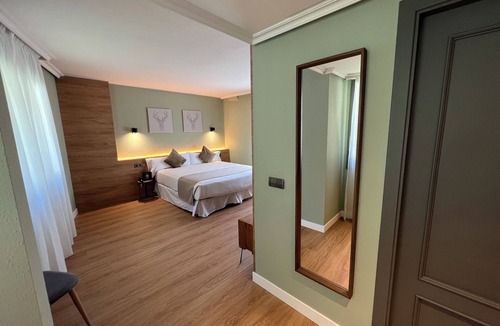 Sant Julia de Loria Hotel | Yomo Imperial