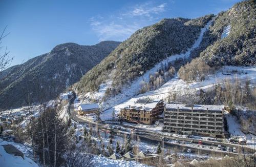 Arinsal Hotel | Yomo Patagonia