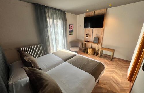 Encamp Hotel | Yomo Petit Paris