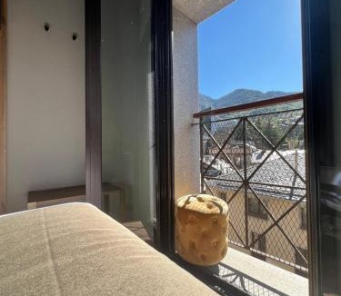 Encamp Hotel | Yomo Petit Paris