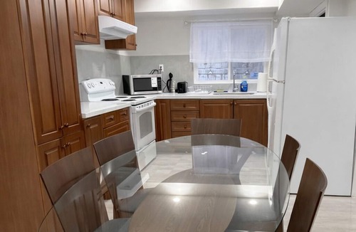 North York House | Yonge Sheppard House