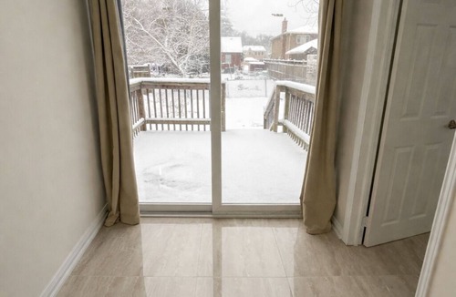 North York House | Yonge Sheppard House