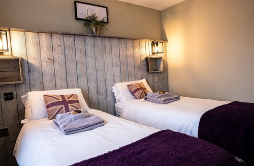 Bexhill-on-Sea Cabin | York Lodge Pet Friendly