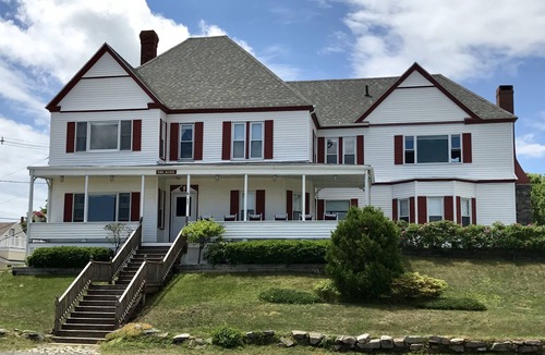 York Beach Apartment | York Manor, Apt 2, Short Sands Beach