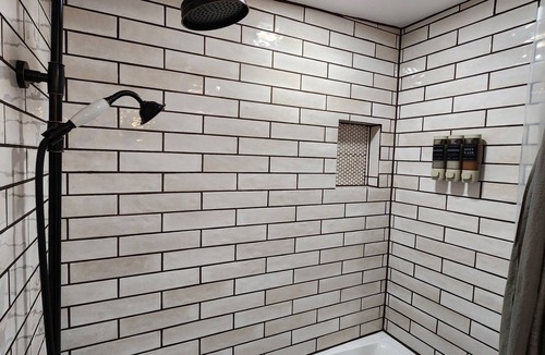 Duncan Apartment | York Oasis Classic Copper Suite