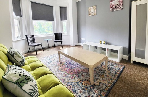 North Acton Apartment | York Road 1 Bed Apartment