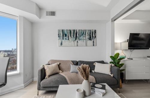 Bloor-Yorkville Apartment | Yorkville Prestige 1 Bedroom Suite