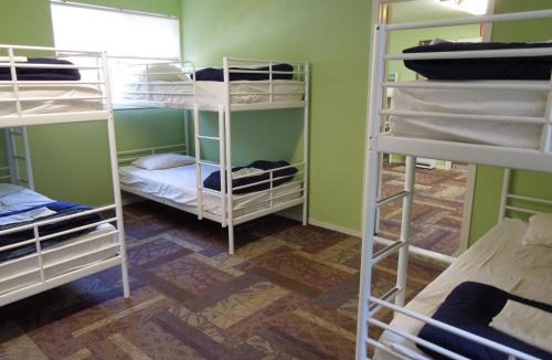 Midpines Cabin | Yosemite Bug Rustic Mountain Resort