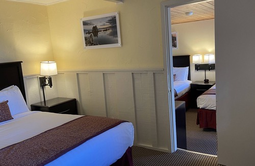 Lee Vining Hotel | Yosemite Gateway Motel