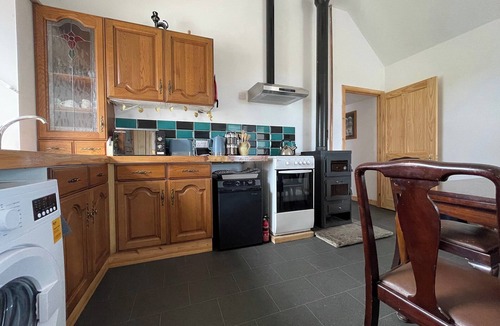 Mey Cottage | You will love everything about Mey Bee.