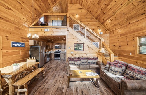 Cosby Cabin | You WOOD love it here!