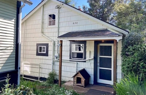 Astoria Cottage | Young’s Bay Coastal Cottage