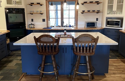 Brenham House | Your 12 Acre Farmhouse Retreat - Relax and Unwind by the Campfire and Pond