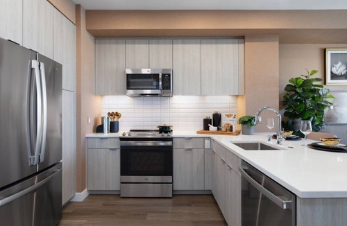 Menlo Park Condo | Your 1BR Retreat at Vasara Menlo Park w Pool