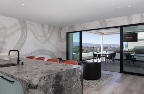 Menlo Park Condo | Your 1BR Retreat at Vasara Menlo Park w Pool