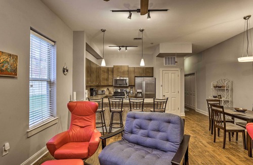 River District Condo | Your 2BD Wilmington Spring Break Retreat!