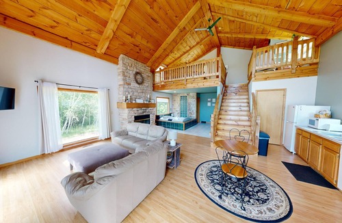 Norwalk Cabin | Your adventure begins the second you arrive!