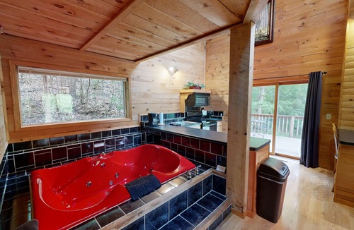 Norwalk Cabin | Your adventure begins the second you arrive!