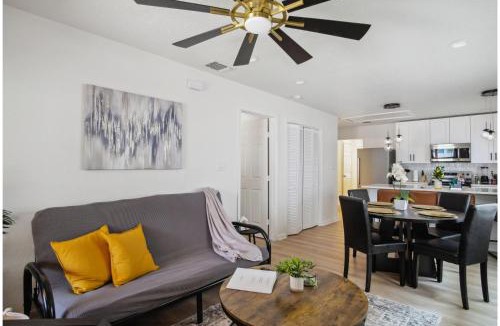 Denver Heights House | Your Amazing 3BR2BA Downtown Delight