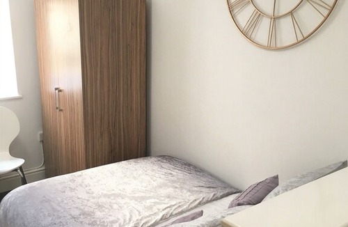 Bristol Apartment | Your Apartment Berkeley Sq Pads #9