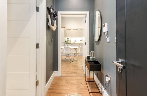 Saint Paul's Villa | Your Apartment The Hubert #2