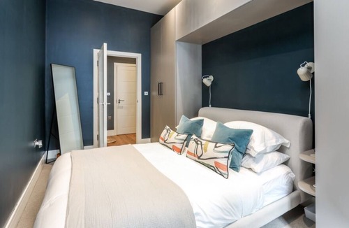 Saint Paul's Villa | Your Apartment The Hubert #2