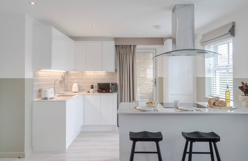 East Walworth Apartment | Your Apartment | Two Bed Apartment with Balcony