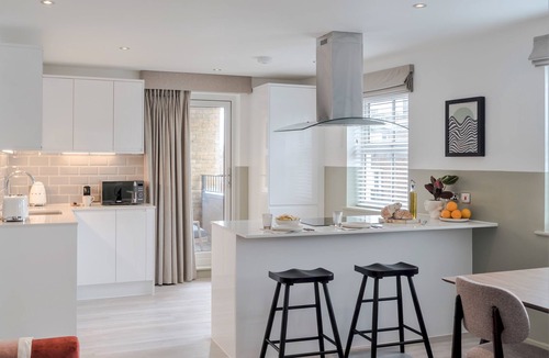 East Walworth Apartment | Your Apartment | Two Bed Apartment with Balcony