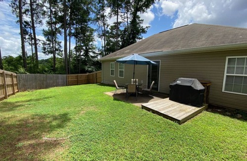 Auburn House | Your Auburn Home - 3/2, Quiet cul-de-sac