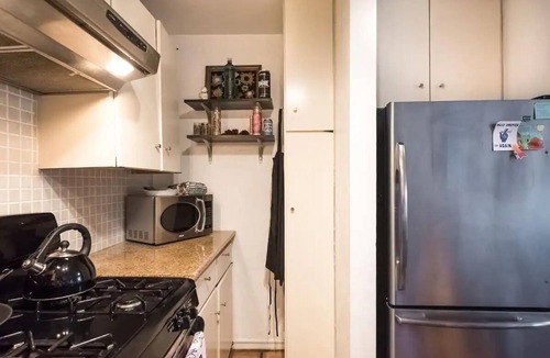 Barton Heights House | Your Barton Springs & Zilker Park Getaway! Walkable! Discover Austin's charm!