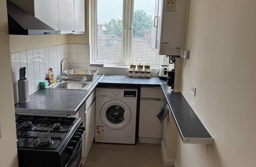 Barnhill Apartment | Your base to explore London