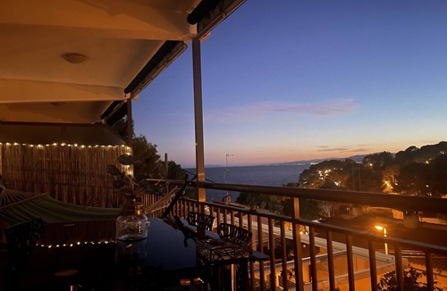 Cap de Salou Apartment | Your Beach Front Retro Hideaway in Salou