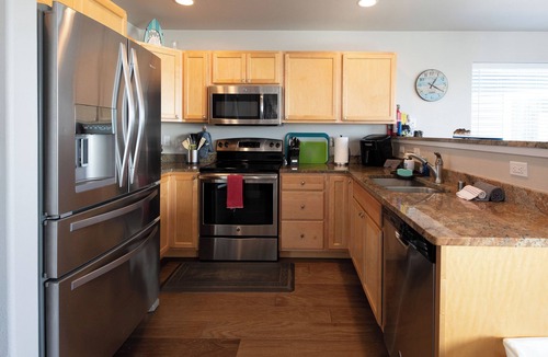 Ocean Shores Cottage | Your beach getaway awaits!