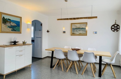 L'Estartit House | Your best option near the beach - with private Parking