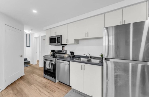 Niagara Falls Villa | Your Comfort Spot in Niagara |Mins away from Falls